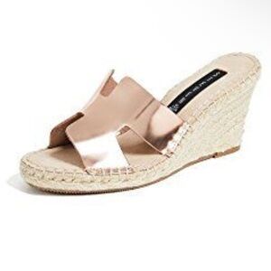 NWT Steven by Steve Madden Rose Gold Wedges